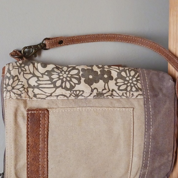 Mini Canvas Crossbody Bag Handmade - Picture 2 of 14